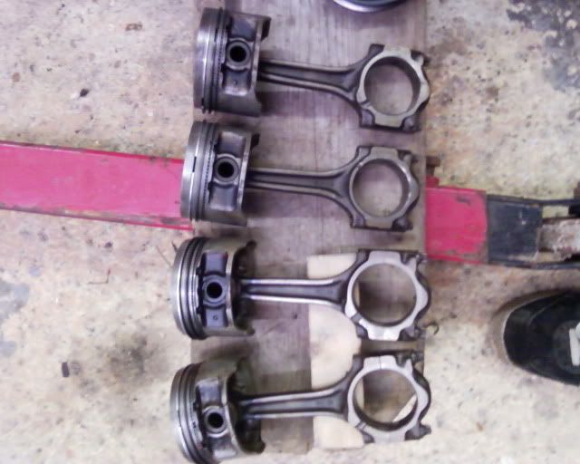 Zetec 2.0 Pistons and Rods Retro Rides